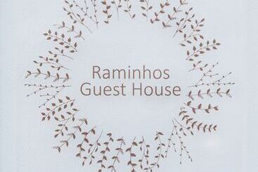 بنسيون Raminhos Guest House