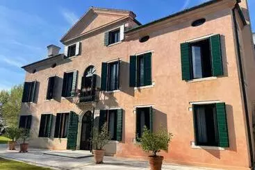 ベッドアンドブレックファースト Villa Irene