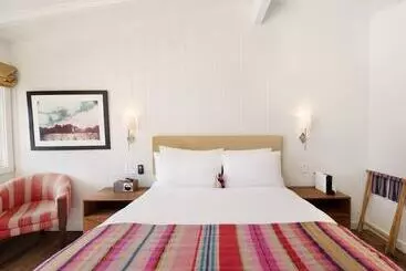 Hotelli Skyview Los Alamos  21 & Over Pool