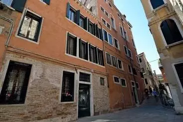 پانسیون Ai Cherubini