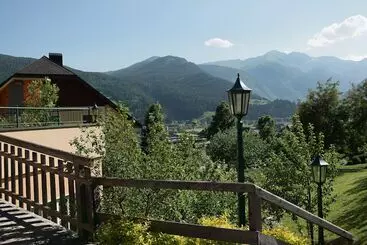 Huoneistohotelli Hapimag Ferienwohnungen St Michael