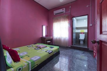بنسيون Zen Home Nabil Nabila Homestay