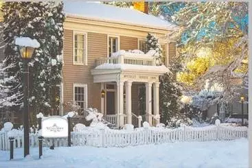 Retkeilymaja Mccully House Inn