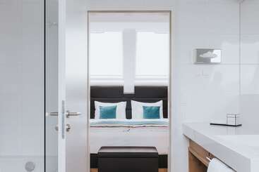 هتل آپارتمان Parks 73 The Townhouse