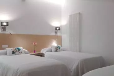 Apartamentos Turísticos Los Picos