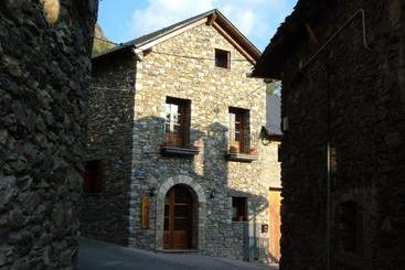 פנסיון Hostal Rural Aude