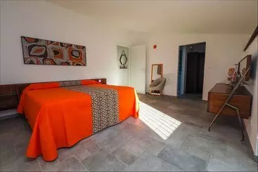 アパートホテル Cascina Gazzeri Country House