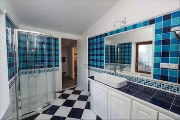 Huoneistohotelli Cascina Gazzeri Country House