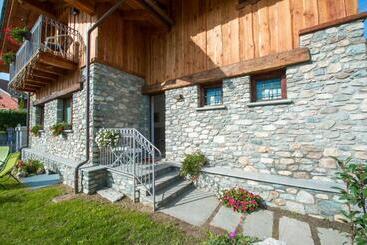 Pension (Hôtel basse catégorie) B&b Pousada Rio Aosta Servizi Di Bed And Breakfast