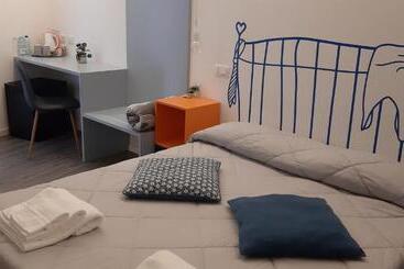 膳宿费 Calalanotte