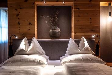 公寓式酒店  Valsegg Chalets Südtirol   Luxury And Private Hideaway