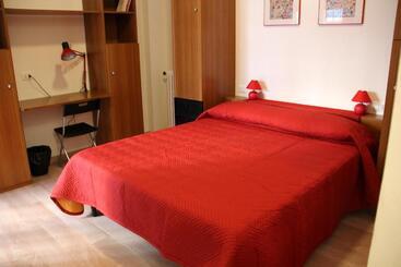 پانسیون Lo Studio Guest House