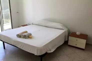 アパートホテル Residence Il Faro