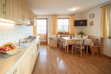 Отель Oberbaumgartnerhof