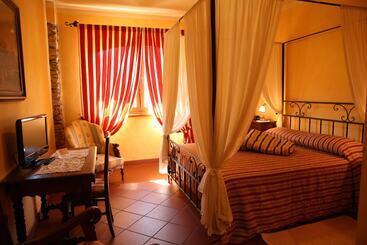 Отель Agriturismo La Virginia