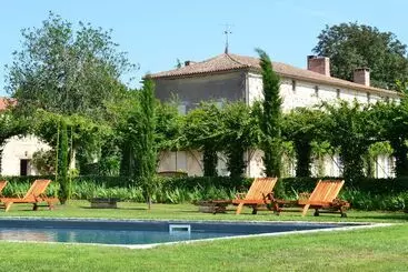 Bed and Breakfast Domaine De La Partoucie