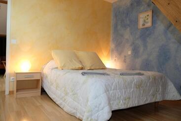 بنسيون Ferme De Laprade