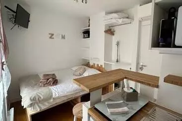 アパートホテル Beatrice Et Emmanuel Meublé Eiffel