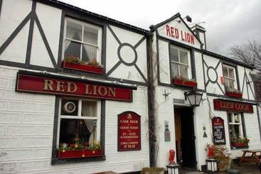הוסטל The Red Lion Inn & Restaurant