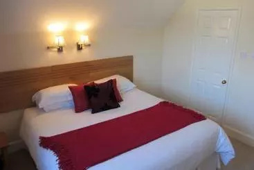 Majatalo Treetops Guest House