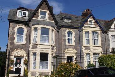 Pension Meadowlea Guest House