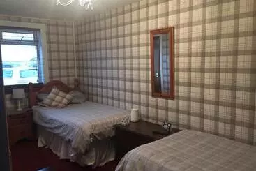 Pensió Rooms At Tarrareoch