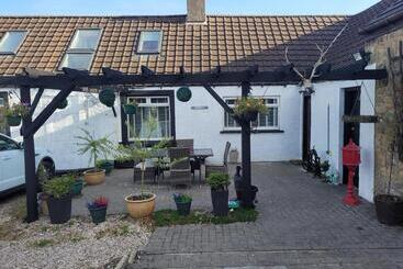 Pensió Rooms At Tarrareoch