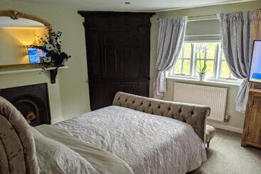 Pensione Worralls Grove Guest Farm House