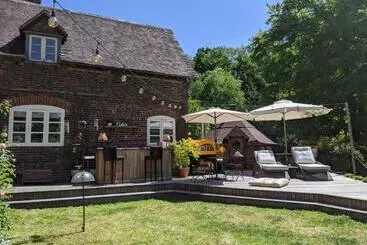 Pensione Worralls Grove Guest Farm House