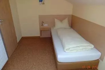 Pension Alram Hof
