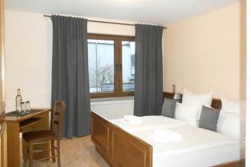 Pensão Bachmeier S Gasthaus Traube Niederfell