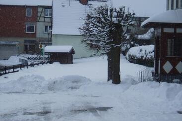 ペンション Landgasthof Hotel Sauer