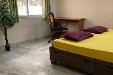 Schronisko Elysium Inn