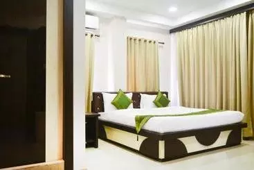 Treebo Trend Hotel Rudraksh