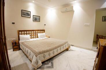 Hotel Gumaan Auberge