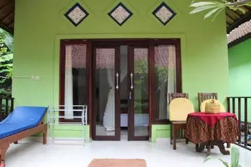 Pension Taman Sandat