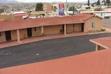 El Rancho Motel