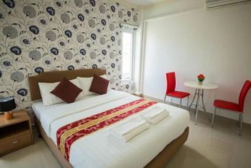 پانسیون Sea Song Inn