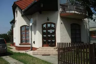پانسیون Zsuzsanna Vendégház
