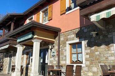 پانسیون Domačija Pri Damjanu