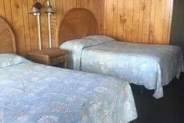 モーテル The Skylark Beach Inn