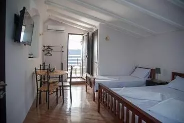 پانسیون Cozy Guest House In Old Batumi