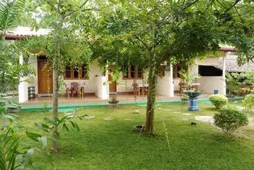 پانسیون Udesh Guest