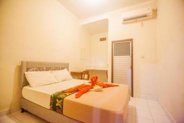 ペンション Bagus Guest House