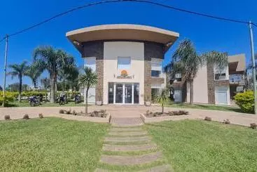 Huoneistohotelli Altos De Alem