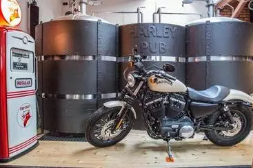 پانسیون Penzion Harley Pub