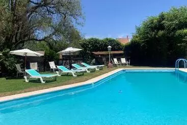 Retkeilymaja Hostería La Viña