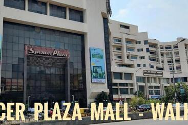 Hostel Sarovara Deluxe Rooms