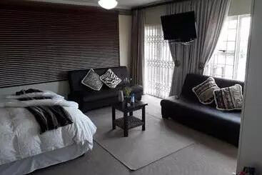 پانسیون Bella Vista Guest House