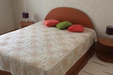 פנסיון Szundi Szobák